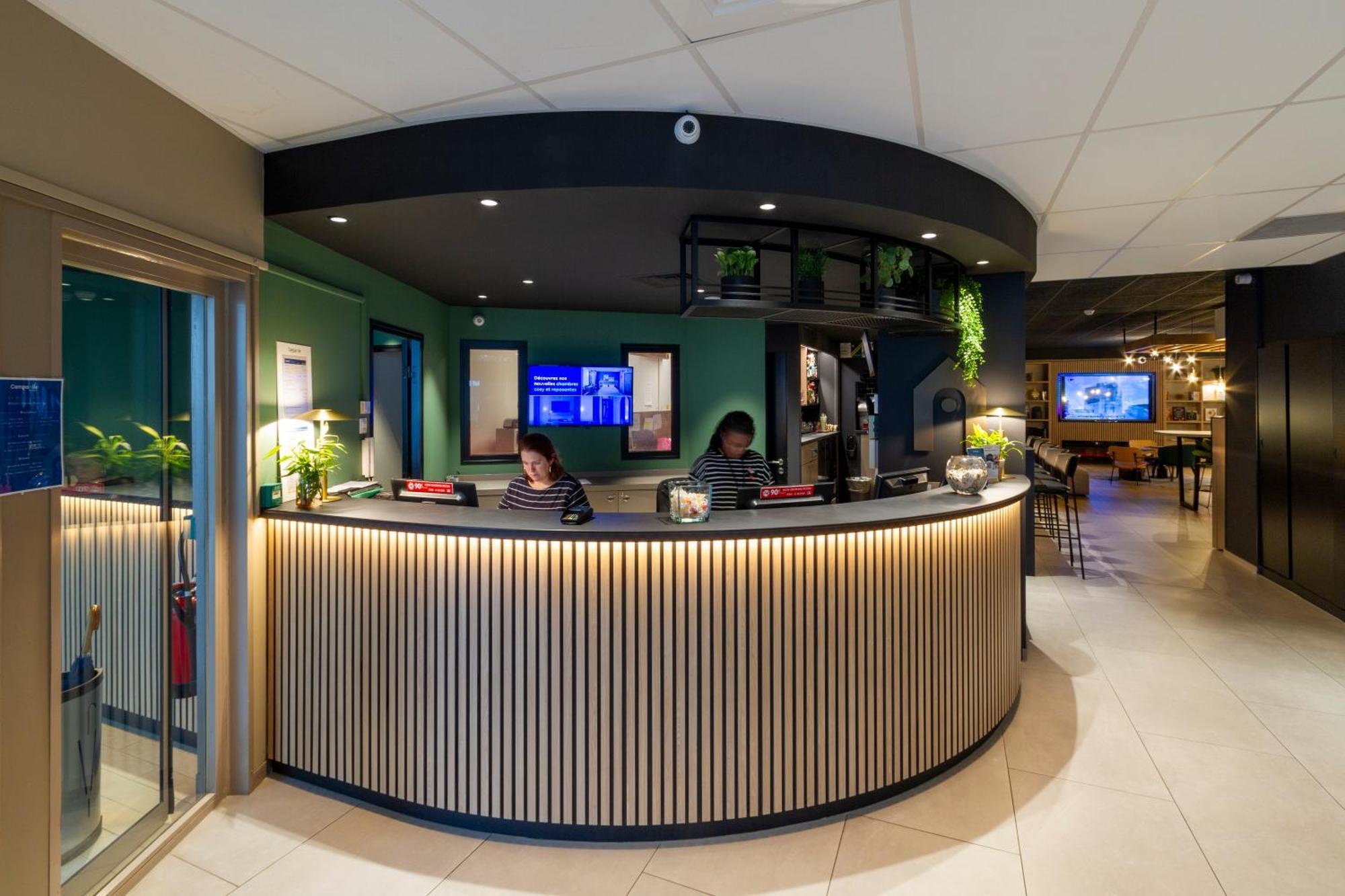 Hotel Campanile 19 - La 3*