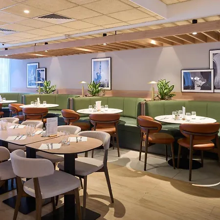 Campanile 19 - La Hotel 3*