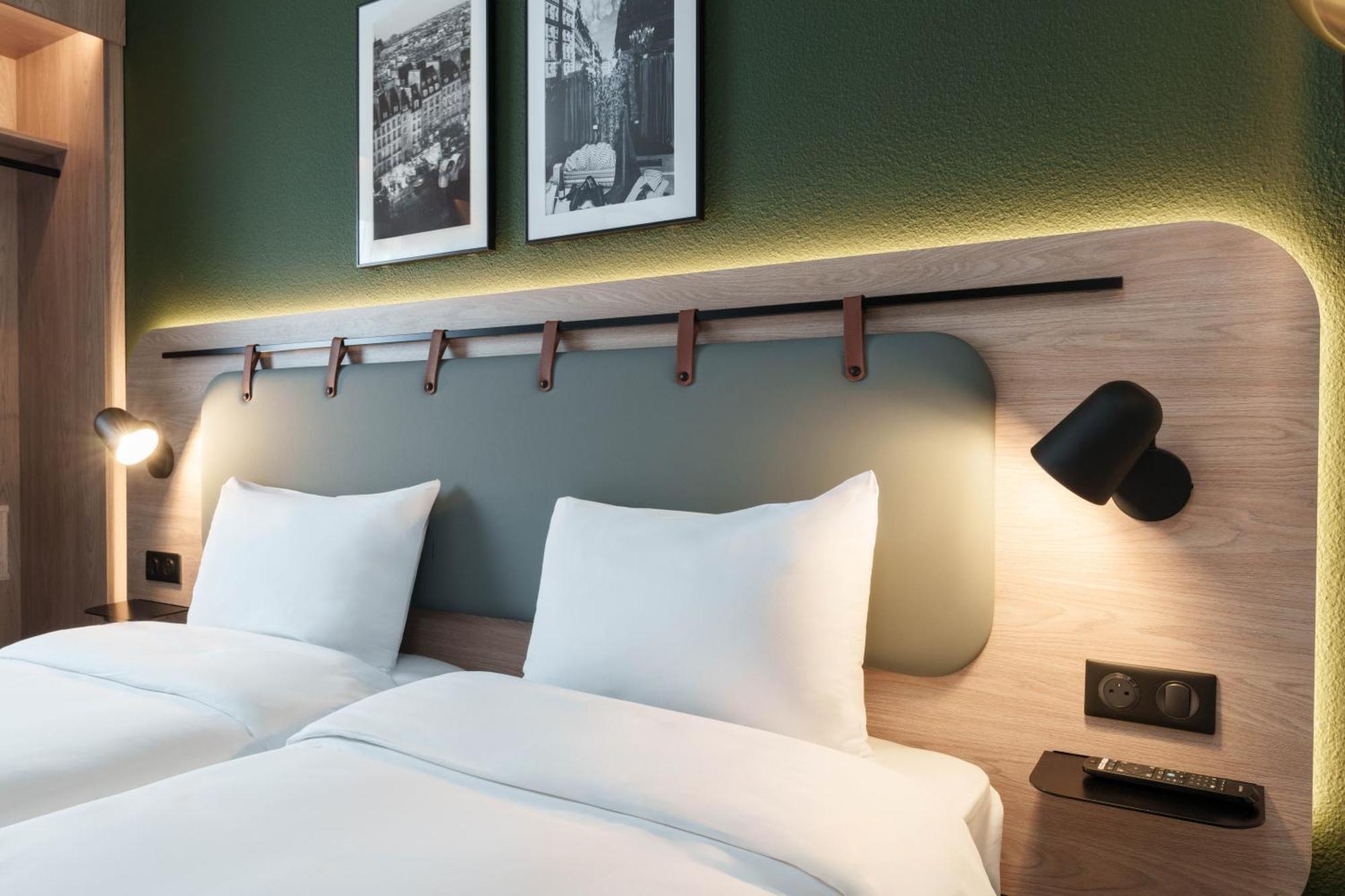 Campanile Prime 19 - La 3* Paris