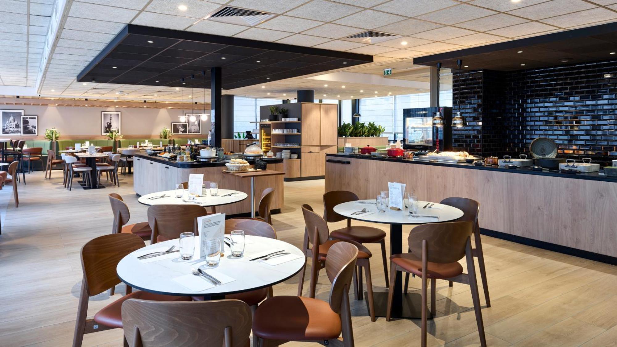 Campanile Prime 19 - La 3* Paris